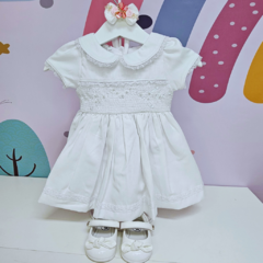 VESTIDO CASINHA DE ABELHA BRANCO na internet