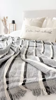 MANTA/ ALFOMBRA TULUM - GRIS + NEGRO - - TIENDA CALA 