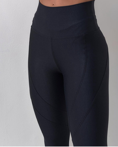 Conjunto Larissa na internet