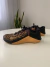 Tênis Nike Metcon 6 - Preto e Dourado tam. 35 - Brechó Vivi Vendendo