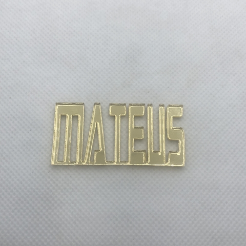 NOME EM ACRÍLICO MATEUS 5 CM - UNIDADE