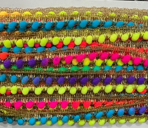 FITA POMPOM - DOURADA E COLORIDA - METRO