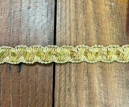 PASSAMANARIA PAETÊ DOURADA - METRO