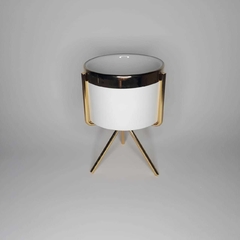 Vaso Branco com Tripé Metal Dourado - comprar online