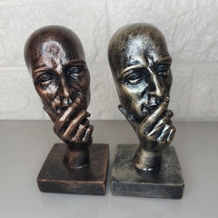Escultura mão no rosto bronze - loja online