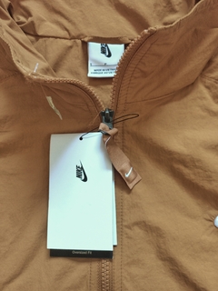 Campera Nike Swoosh Track - comprar online