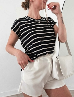 REMERA HELEN - comprar online