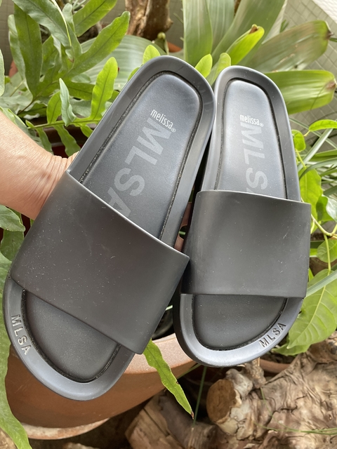 Sandália Slide Melissa