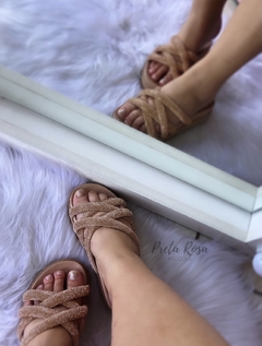 Papete Marcela Rose