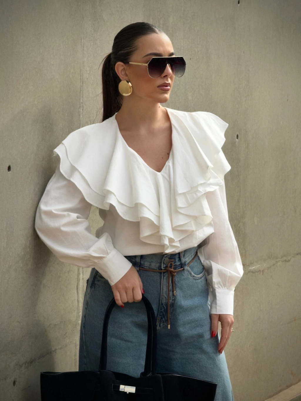 BLUSA MANGA LONGA COM BABADOS