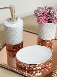 Bandeja Espelhada RoseGold c/ Pedrarias 20x20cm - comprar online