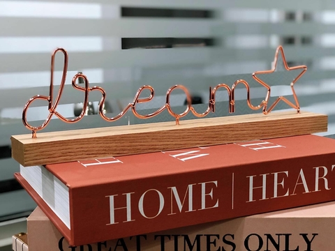 Dream Decorativo em Metal e Madeira Rose