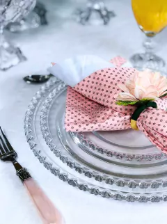 LEVE 4 Pratos - 2 Sousplat +2 Raso com Borda de Coração 28cm/20cm Lyor na internet