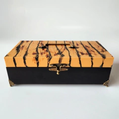 Baú Animália - Laranja e Preto na internet