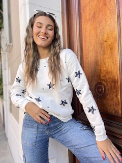 BUZO FRISADO ENGOMADO ESTRELLAS DEFIORE - tienda online