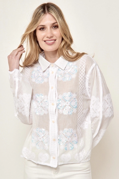 Camisa Bordada VT8000