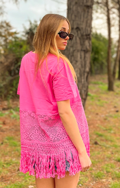 Remera Amplia Con Crochet y Flecos VT 23519