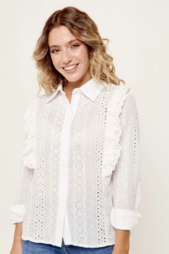 Camisa Broderie Con Volado VTK4092