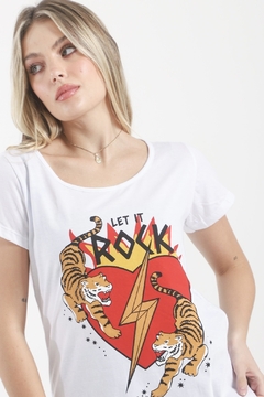 Remera LET IT ROCK FIRE