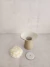 Vaso Castiçal branco+ Vela Flor