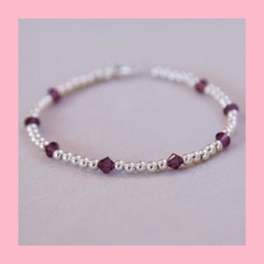 Pulsera de Plata y Detalles de Cristal