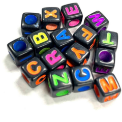 Kit Miçanga Conta Dado Letras Preta 6 mm x 6 mm 25g Preta na internet