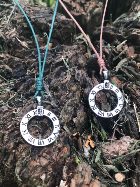 Colar Time - comprar online