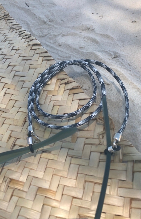 Cordinha de Óculos Amsterdã - comprar online