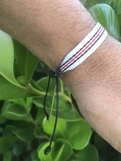 Pulseira Kontiki na internet