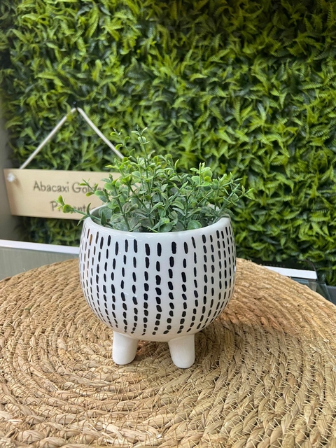 Cachepo Preto/Branco Pintas