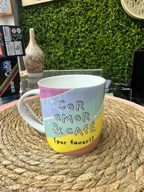 Caneca Cor Amor Café