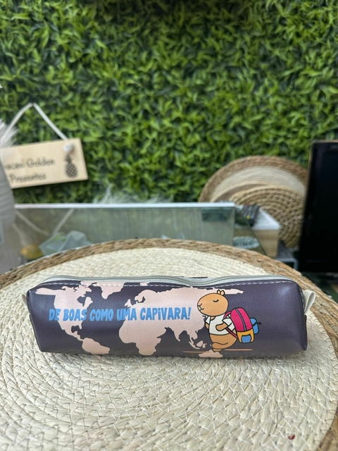 Estojo Fino Capivara Escuro - comprar online