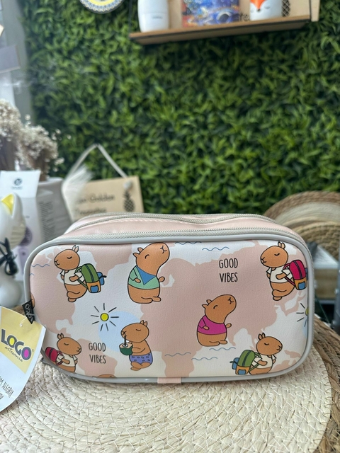 Estojo Triplo Capivara - comprar online