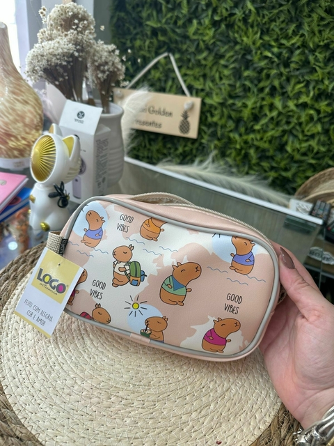 Necessaire/Estojo Capivara Transparente - comprar online