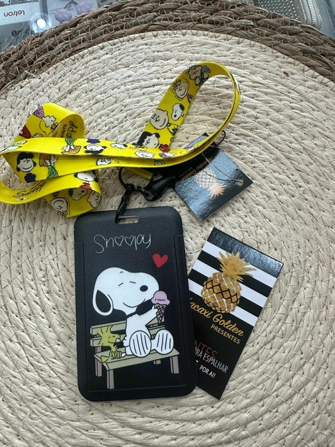 Crachá Snoopy - comprar online