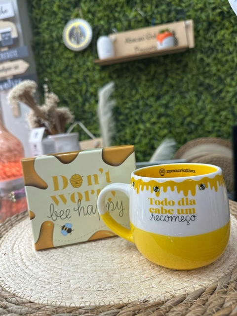 Caneca Abelha - comprar online
