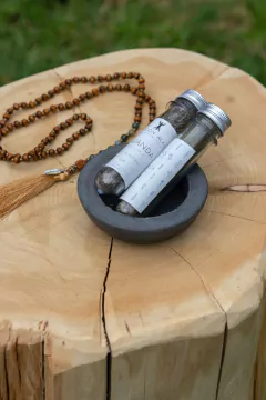 TUBO DE HIERBAS LAUREL en internet