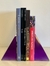Porta-Livro Pirâmide - Roxo - comprar online