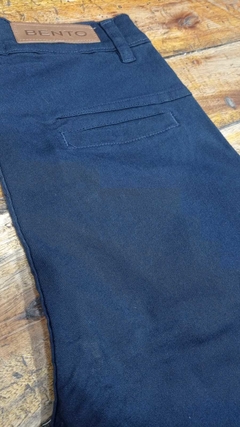 Pantalon Chino Bento Azul Skinny en internet
