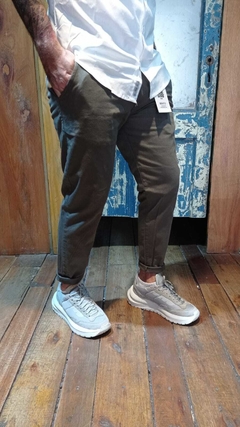 Pantalon Chino Bento Verde Tobillero