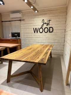 Mesa modelo griego 2.80x1.20 Petiribi macizo - STOCK - tienda online