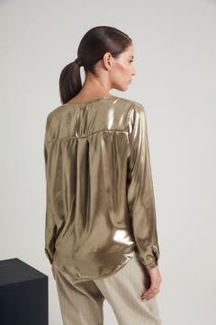 BLUSA SHINE GOLD en internet