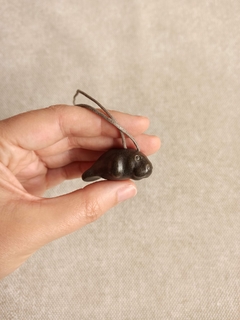 Difusor pessoal/pingente peixe-boi - carvão - comprar online