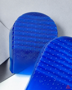 Taloneras de silicona azul de la marca BODYTHERM, ideales para calzado.