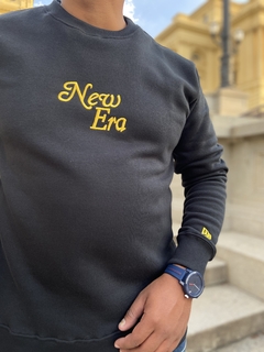 Moletom New Era Bordado Dourado na internet