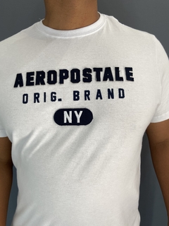 Camiseta Aeropostale Bordado Original Brand NY - comprar online