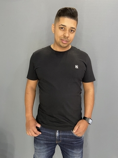 Camiseta New Era Yankees Preta Básica - comprar online