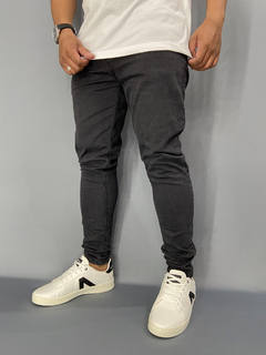 Calça Jeans Jay Jones Cinza Chumbo