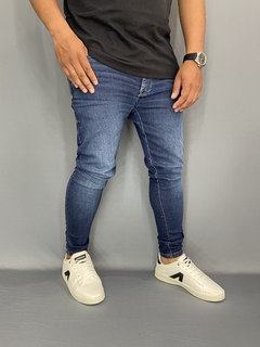 Calça Jeans J.Jones Azul Marmorizada na internet