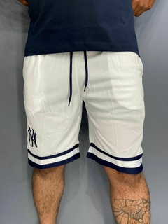 Bermuda Neyyan Core Off-White - comprar online